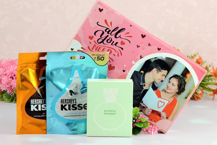 Top 10 Gifts for Fiancee in India