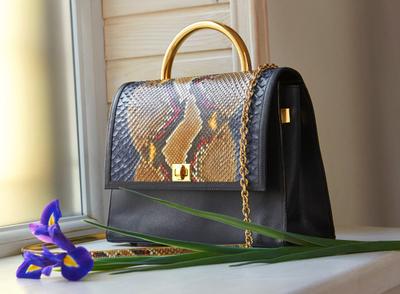 Bags & Purses Bags & Purses