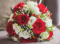 Send Flowers to India from Canada
