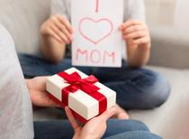 Recommended Gifts for Mom